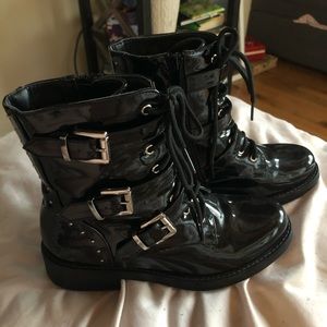 Shiny Zip Up Boots!